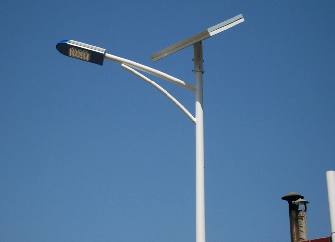 Pôle de lampe de rue