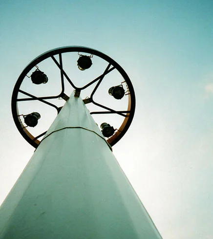 Tours en acier de haute qualité selon la demande